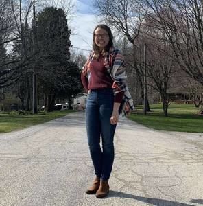 Meet your Posher, Jennifer